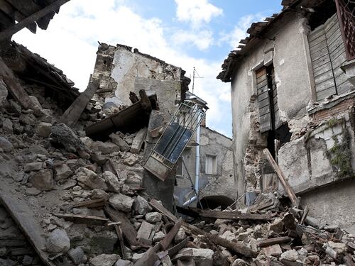 Sisma L'Aquila, altra sentenza che fa discutere: "Tolta dignità ai nostri ragazzi"