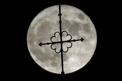Superluna, le immagini più belle dal mondo 9
