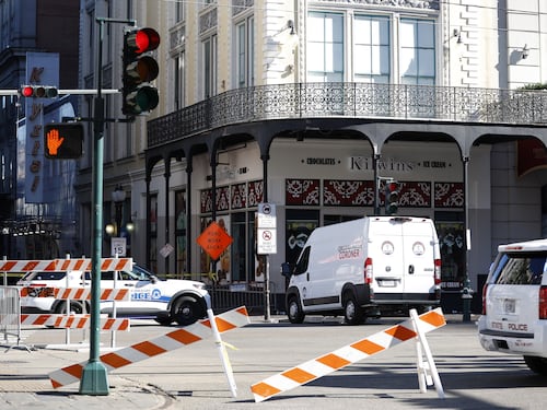 I complici, le barriere in riparazione, l'Isis. Cosa sappiamo dell'attentato a New Orleans