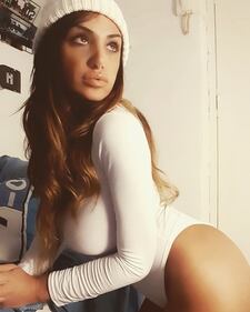 Marika Fruscio, scollatura da brivido 4