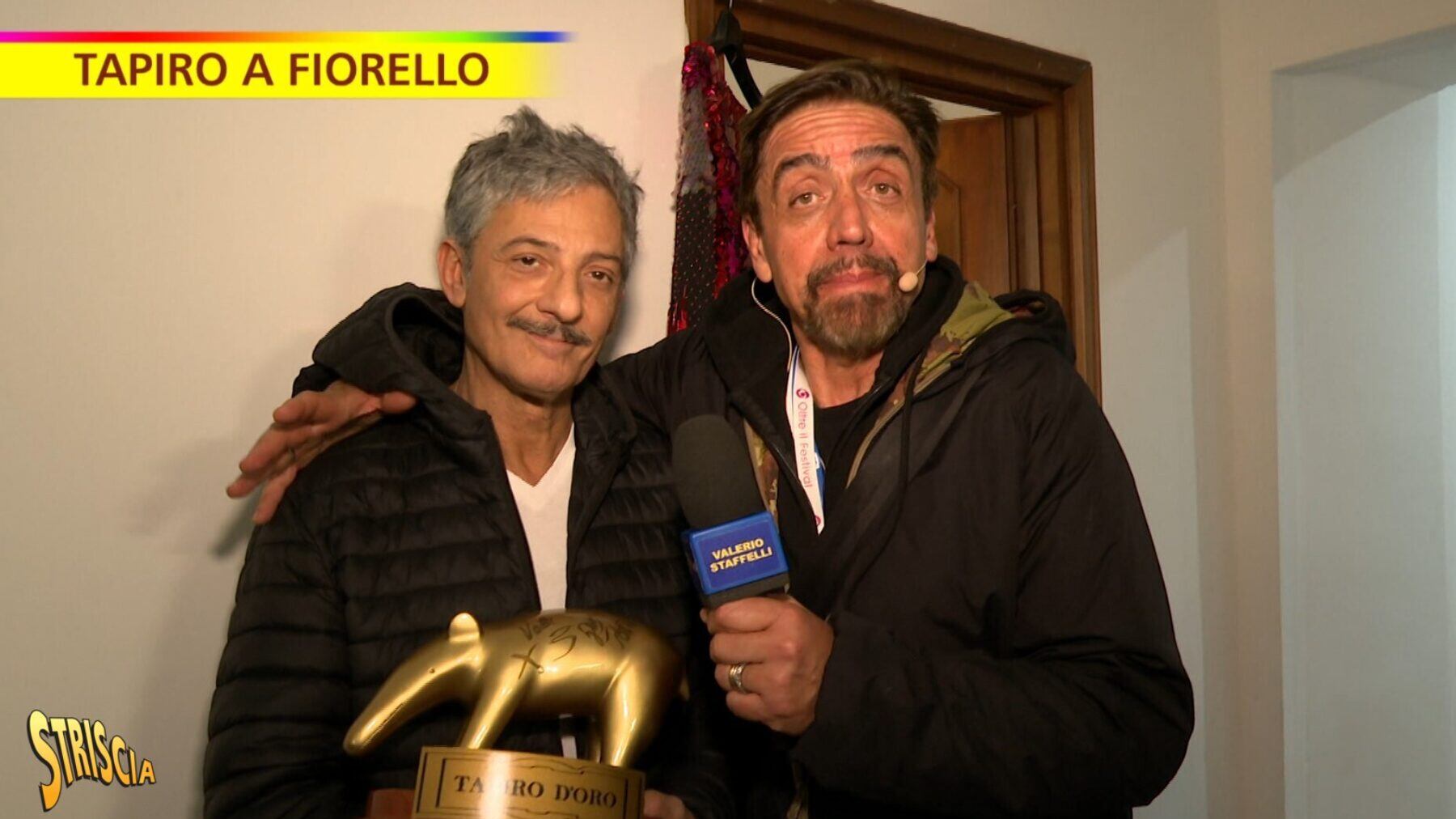 "Il tranello l'ha fatto lui..": E Fiorello si becca il Tapiro d'oro per il ballo con Travolta