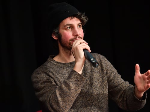Santori si fa vivo per insultare: "Salvini e Meloni sono patetici"