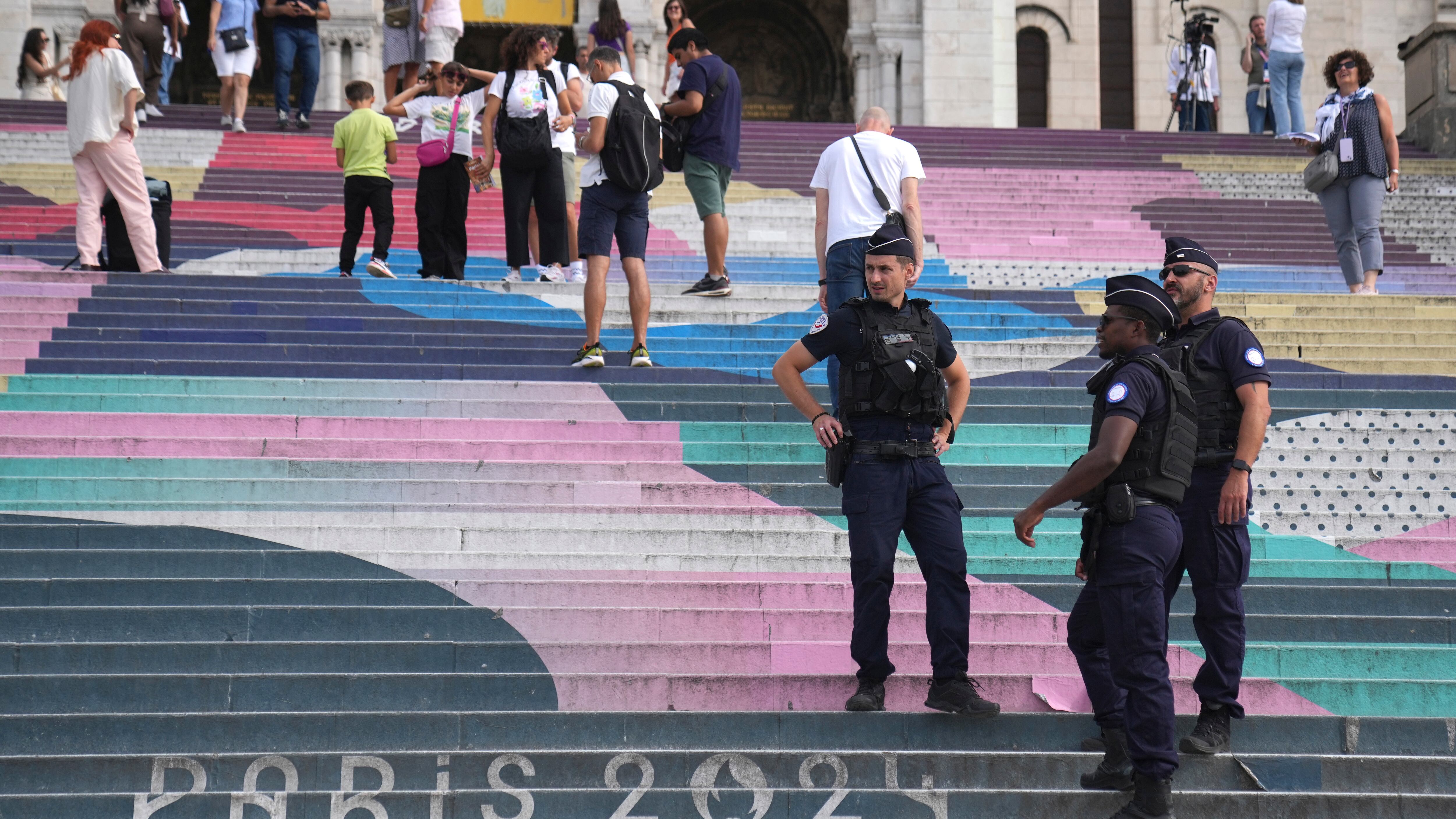 "Complotto sostenuto dall'Iran". Tel Aviv lancia l'allarme attentati alle Olimpiadi