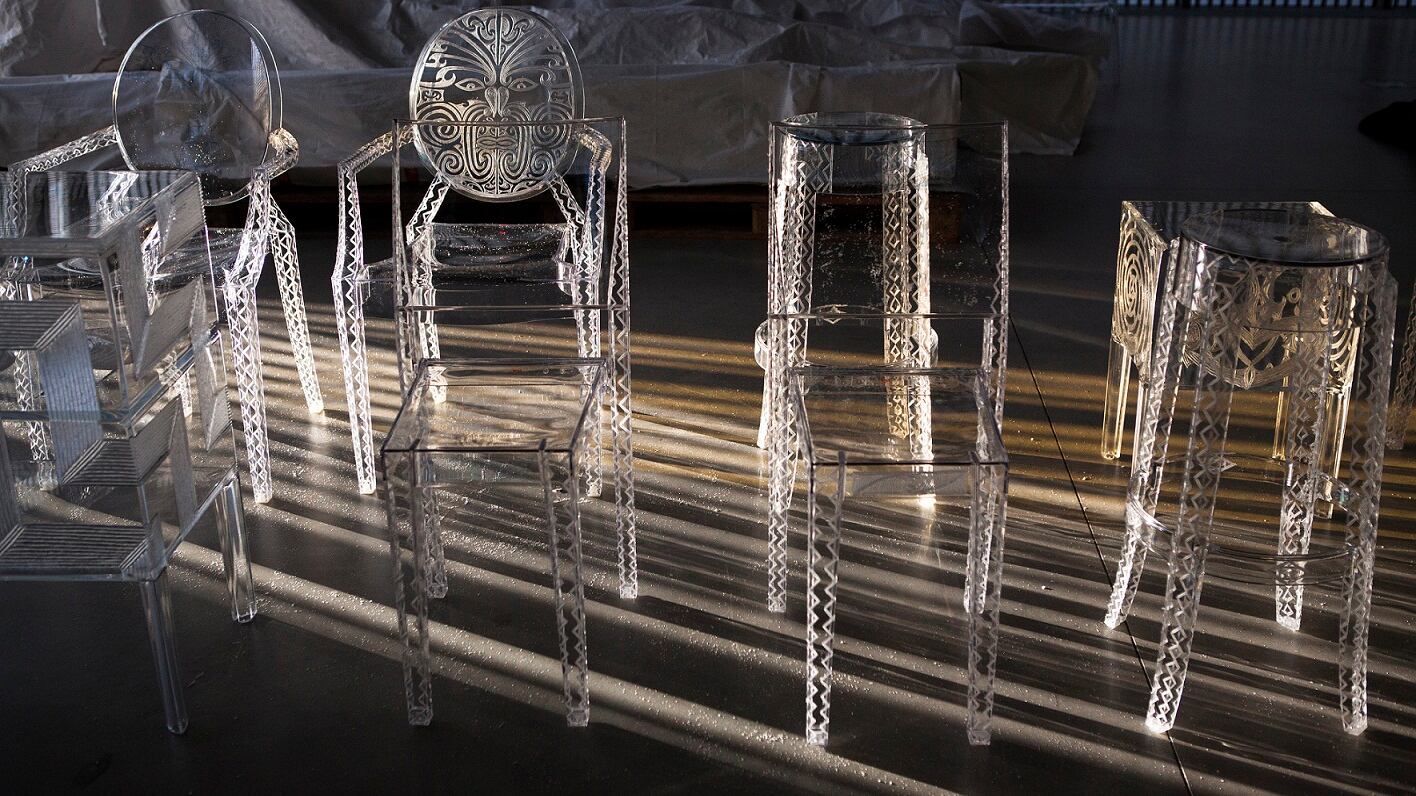 Nuku veste di arte maori il design di Kartell
