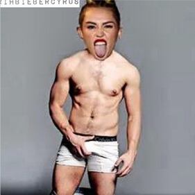Miley Cirus compie 22 anni e festeggia su Instagram 1