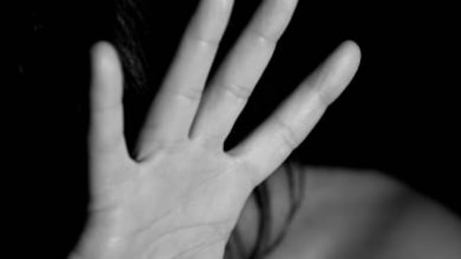 Picchia disabile e posta video su Facebook: "Era solo uno scherzo"