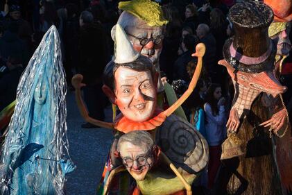 Carri al carnevale di Viareggio 10