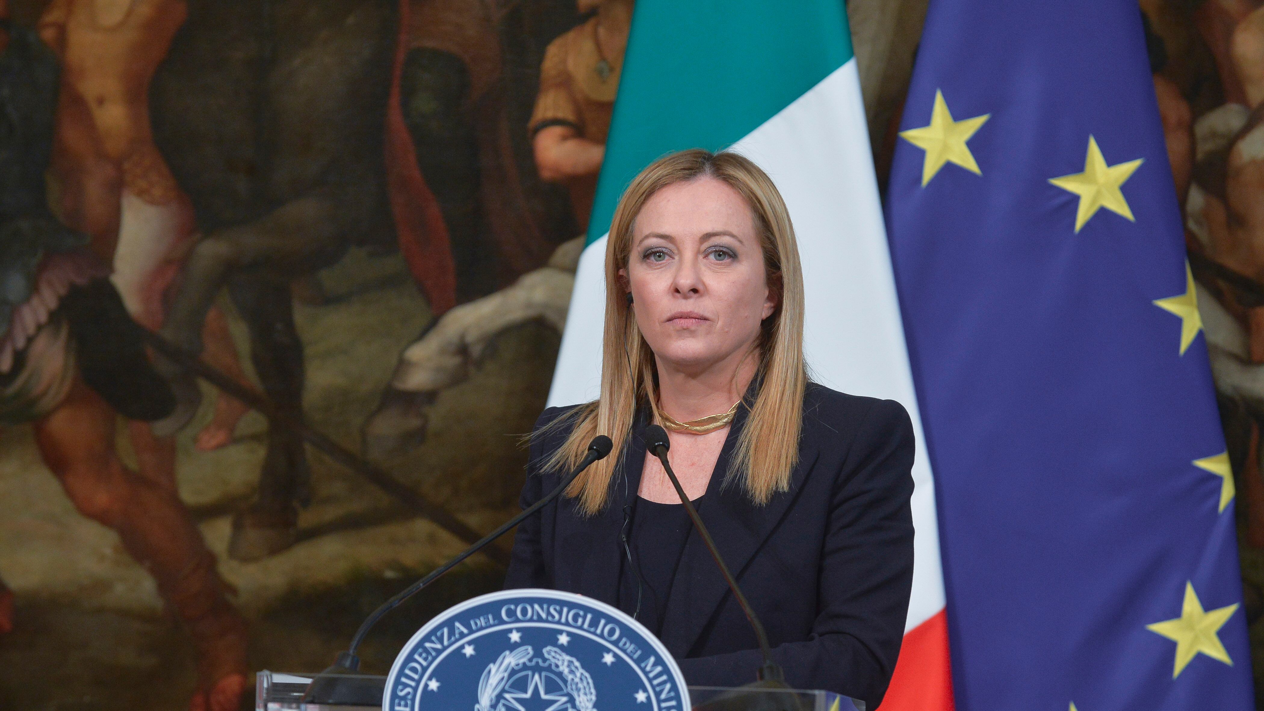 La Meloni punge i suoi alleati: bastoni tra le ruote non soltanto dall'opposizione...