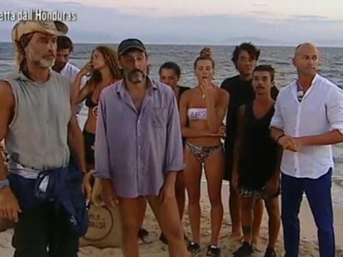 Isola dei Famosi, Massimo Ceccherini: "Moreno e Raz devono stare accanto al cesso"