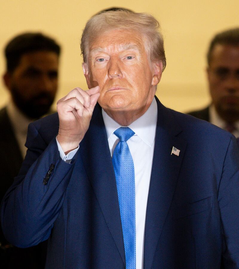 Trump "bocche cucite"