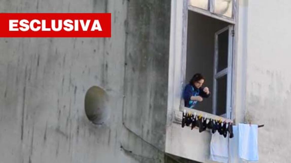 Abusivi alla reggia borbonica: nemmeno lo sfratto li smuove