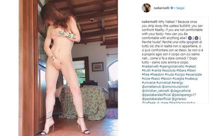 Naike Rivelli completamente nuda su Instagram 5