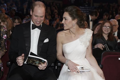 Kate Middleton in bianco ai Bafta 2019 10