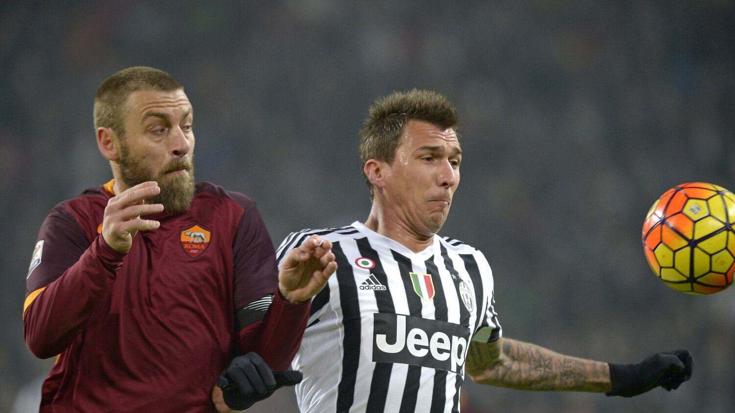 È un calcio di maleducati sempre in gol