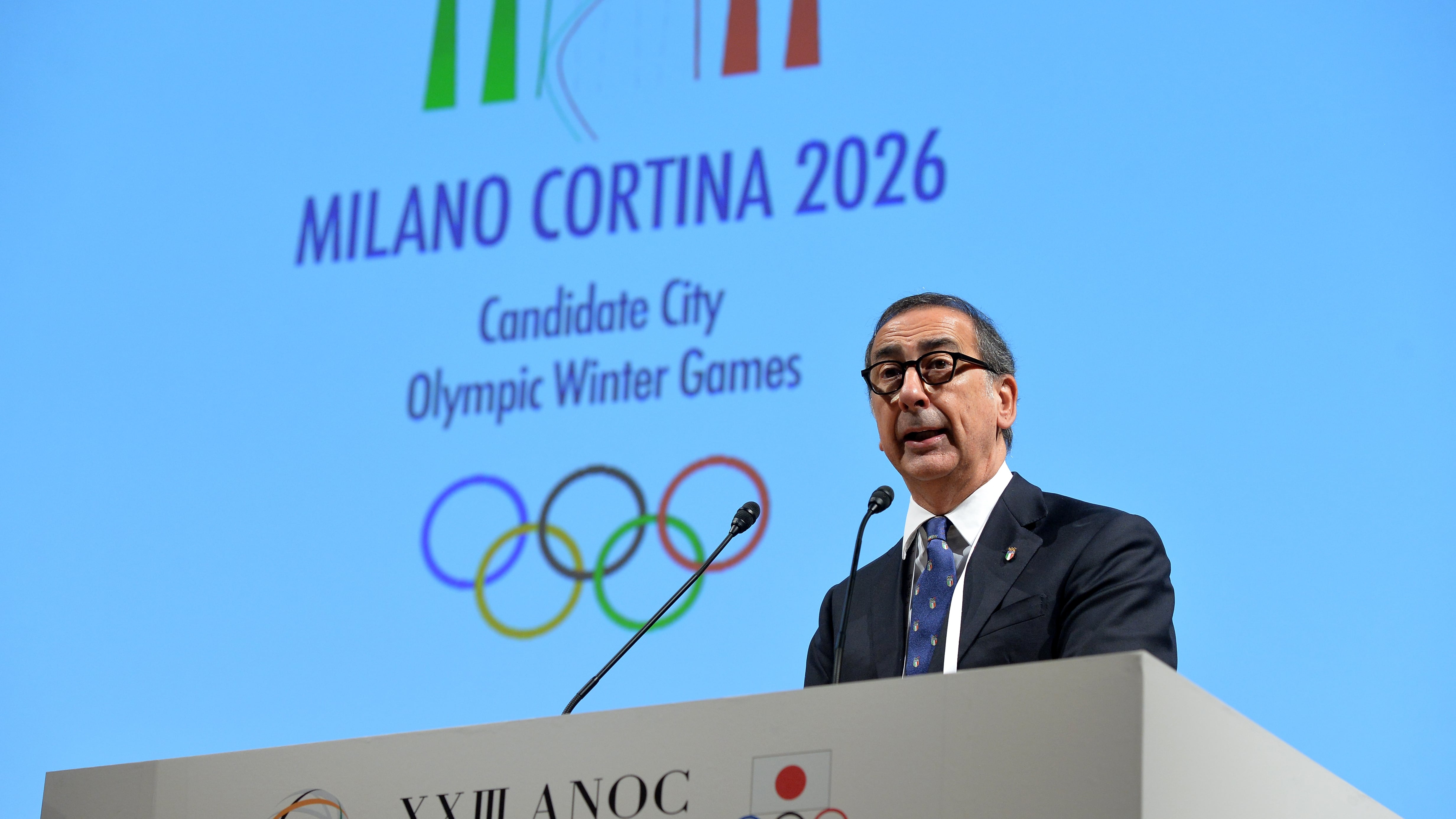 Sala tende la mano ai ghisa: "Il badge non è un controllo"