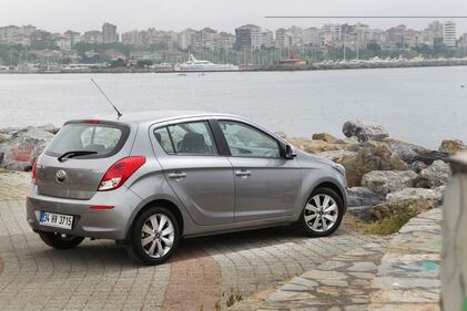 Prova Hyundai i20 1.1 CRDi Sound Edition 5P 7