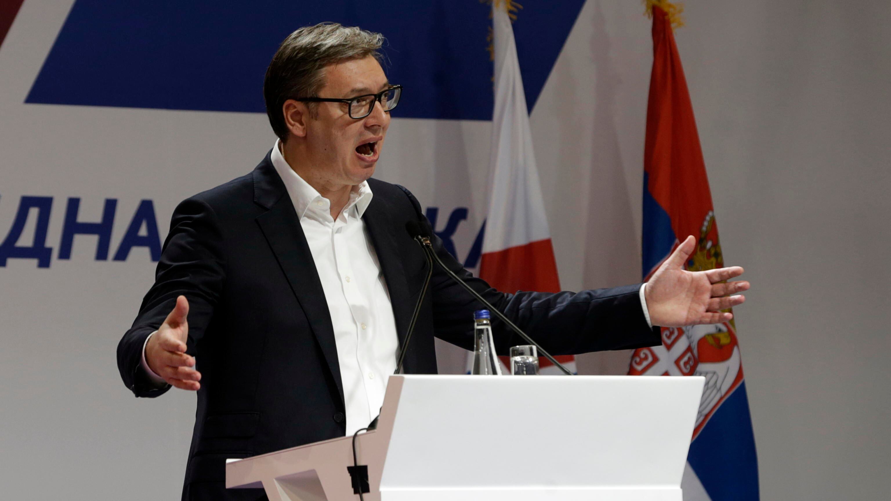 E Pechino manda aerei e missili in Serbia. Adesso il filorusso Vucic preoccupa Bruxelles