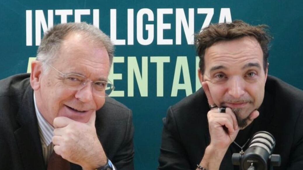 Alessandro Cecchi Paone guida “Intelligenza Alimentare Podcast” e con Cesare De Stefano prende forma il dialogo su “tutte le intelligenze