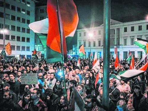 Un anno dopo ancora Italia-Israele a Udine. Il Pd guida la rivolta: "Non si deve giocare"