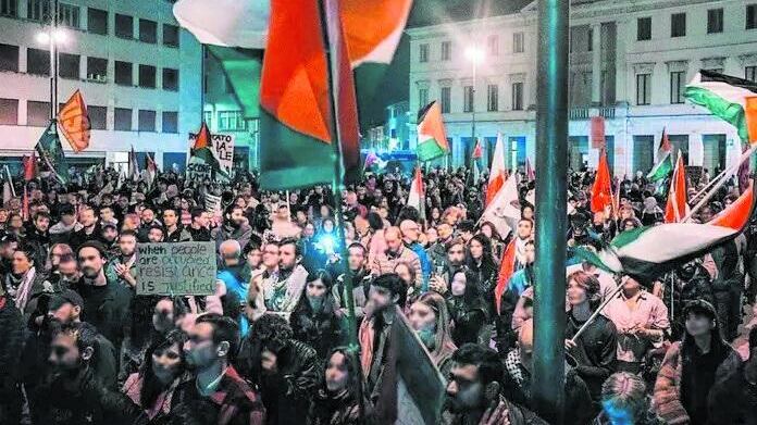 Un anno dopo ancora Italia-Israele a Udine. Il Pd guida la rivolta: "Non si deve giocare"