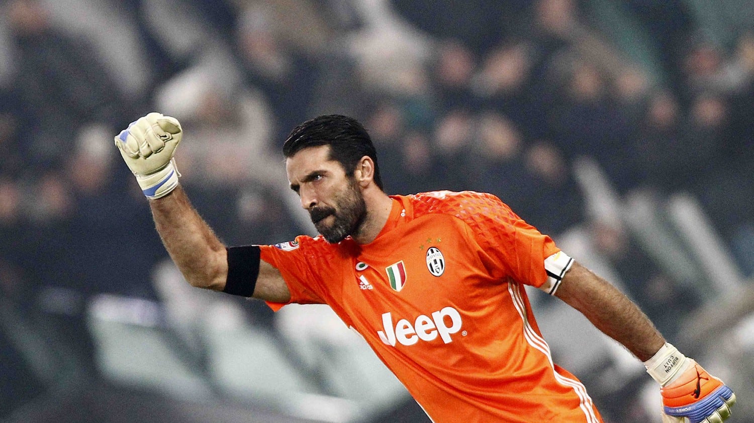 Juventus, Buffon bacchetta Dybala: "Non è stato corretto con Allegri"