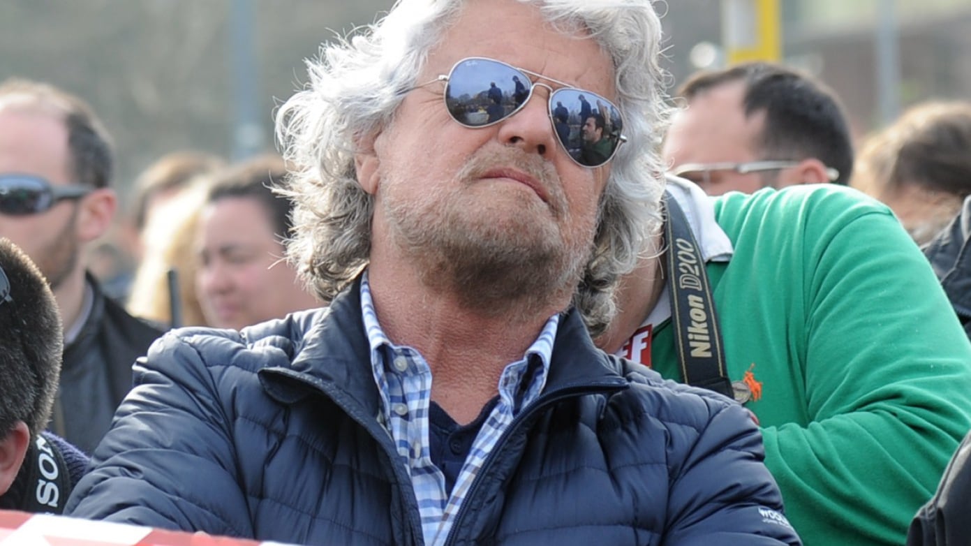 Beppe fa il marchese del Grillo Nel M5S uno non vale più uno