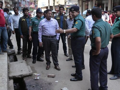 Bangladesh, attivista ucciso a colpi di machete