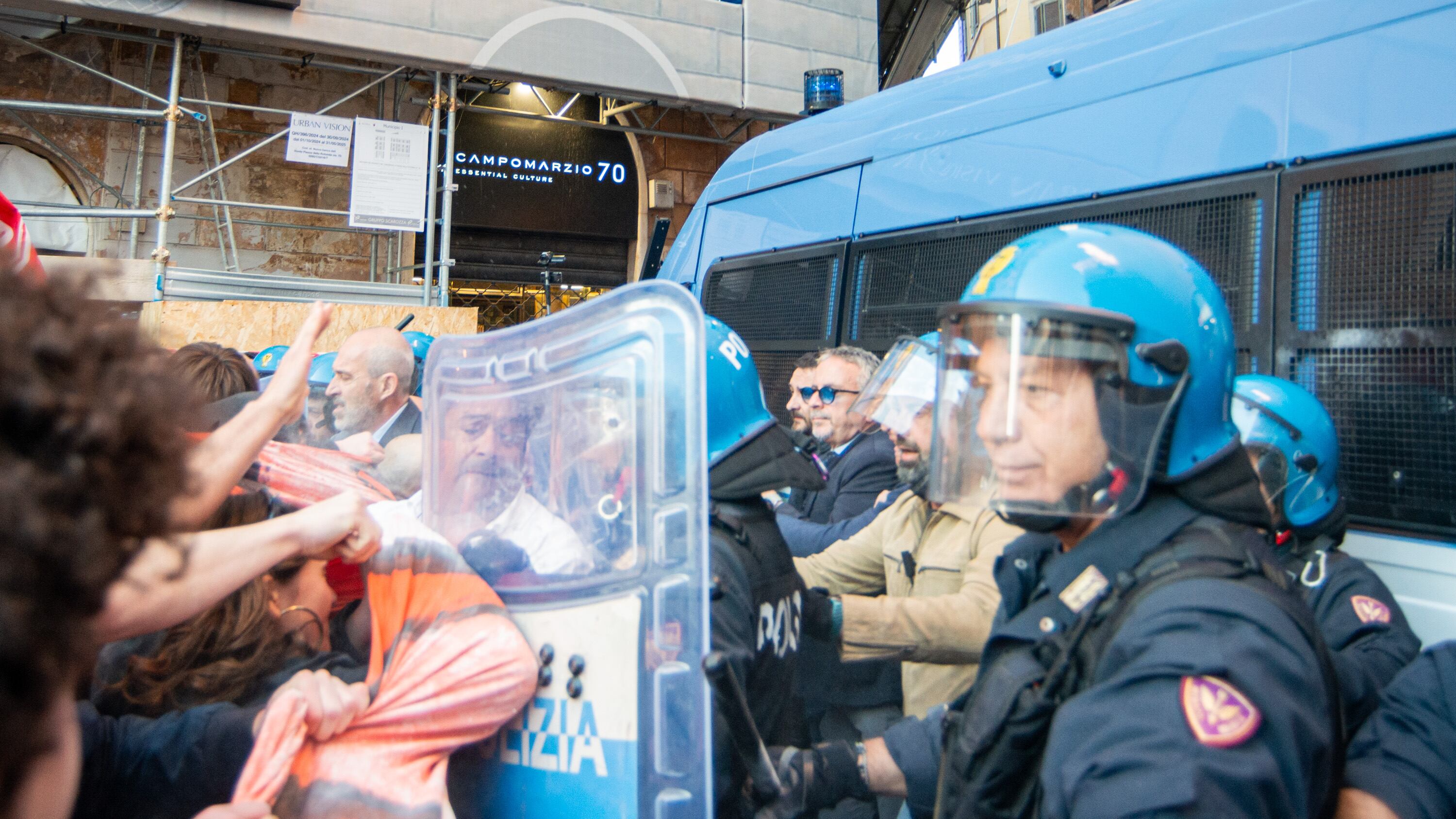 Dl Sicurezza, agenti feriti a Roma negli scontri. Anm: "Messaggio inquietante"