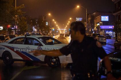 Canada, spari in strada a Toronto 6