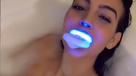 Georgina Rodriguez e il bagno sexy: follower in delirio su Instagram