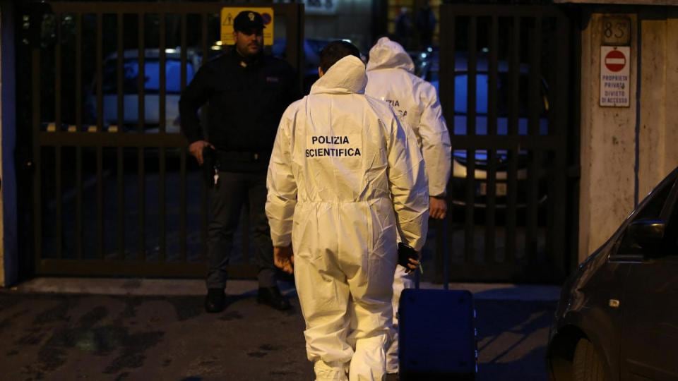 La trappola dei 5 migranti per stuprare le ragazze e quei video hot con il cellulare