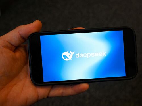 Deepseek, tra intelligenza artificiale e competizione reale