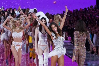 Gli angeli di Victoria's Secret: foto 17