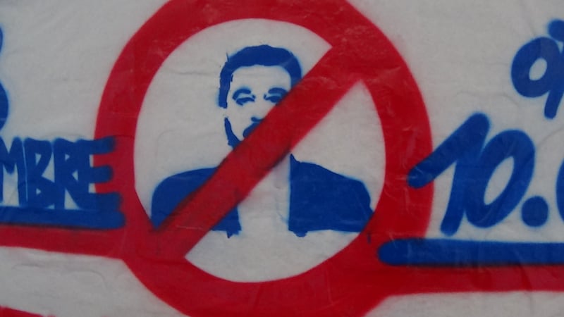"De-leghizziamo bologna": i cartelli contro Salvini 4