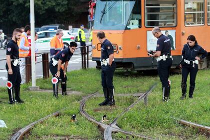 Tram travolge un uomo a Milano 3