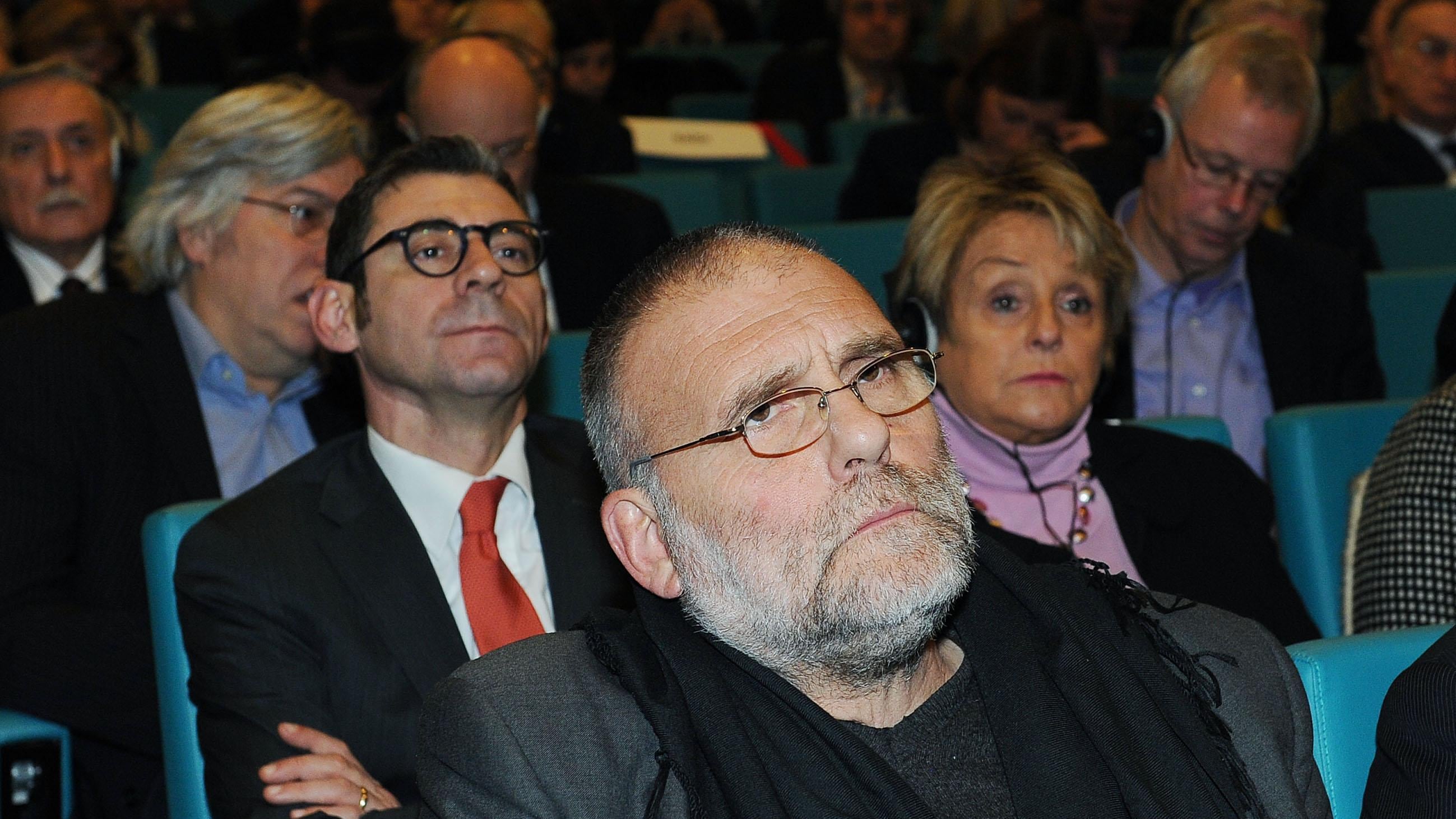 Ora rischiano la testa anche gli ostaggi italiani