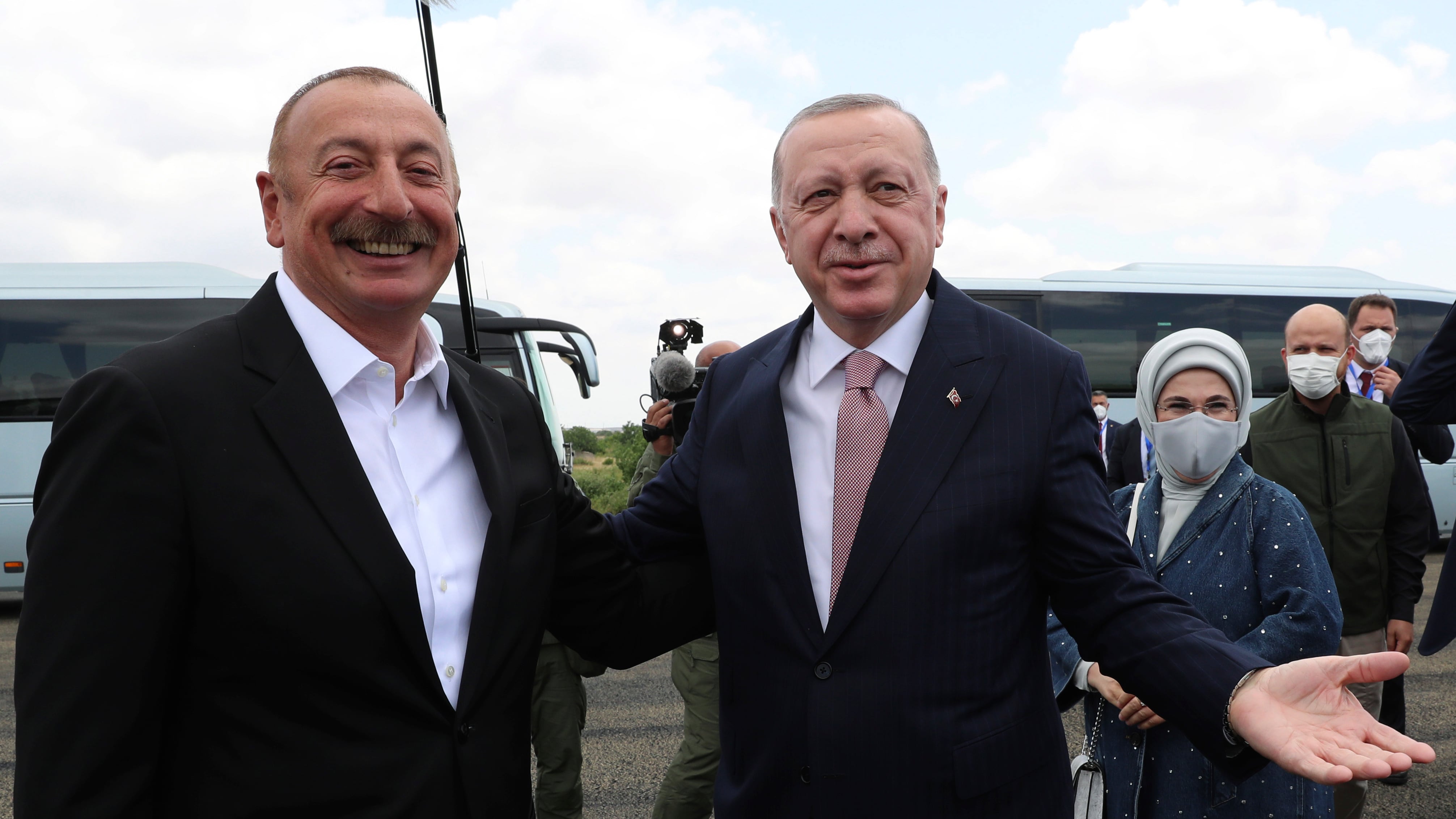 Altri miliardi a Erdogan, padrone delle rotte. Così sottrarrà all'Italia il controllo sulla Libia