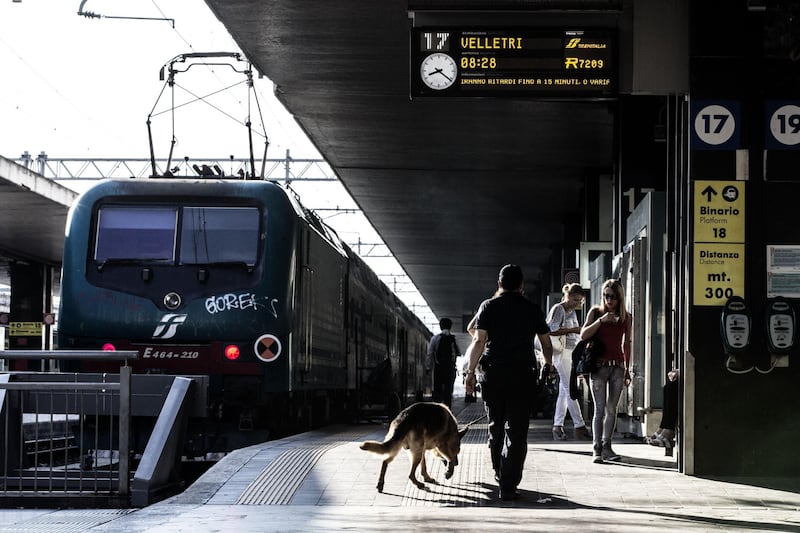 Controlli nelle stazioni per il Giubileo 5