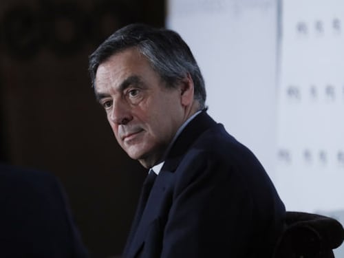 Nuovi guai per Fillon: indagato il suo braccio destro