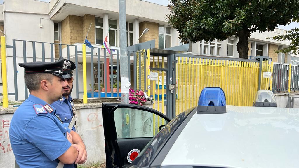 Prof ucciso a Napoli, la svolta: fermato collaboratore scolastico
