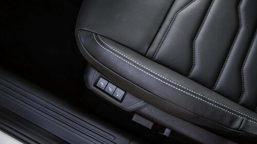 Jeep Avenger Model Year 2024, guarda tutte le foto 9