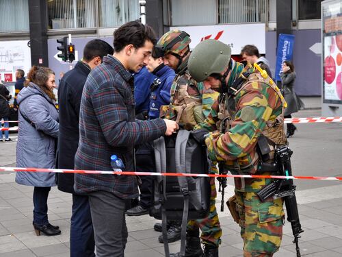 Attentati in Belgio e Francia, per polizia "imminenti altri attacchi"