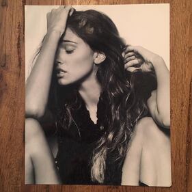 Belen Rodriguez riapre il book di foto giovanili 6