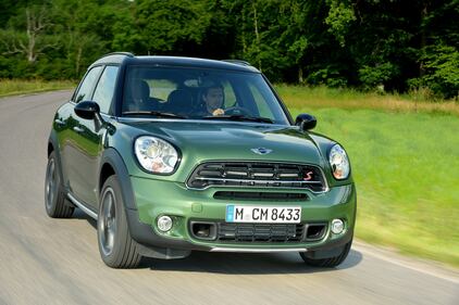MINI Countryman e Paceman 2015 3