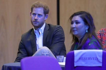 Principe Harry, le foto del convegno sul turismo 9