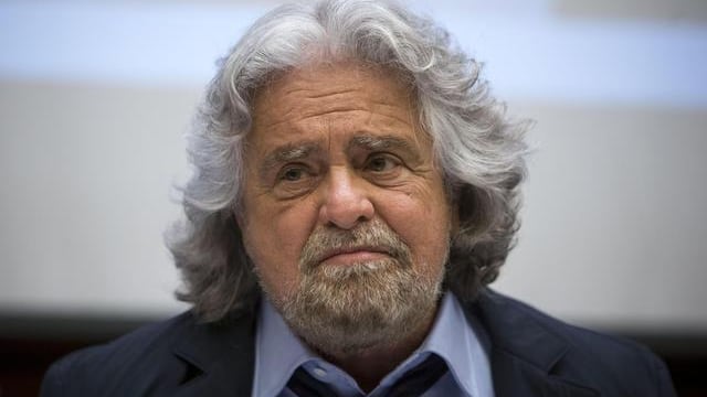 Grillo ribatte ai dissidenti: "Sono più vivo che mai"