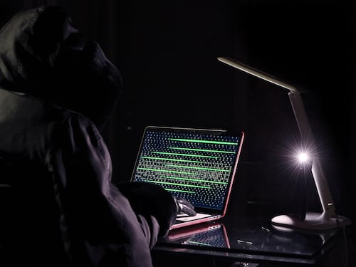 Maxi attacco hacker cinese: rubati dati di Inps e Inail