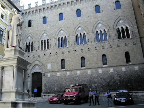 Il Pd "smemorato" attacca sul risiko bancario