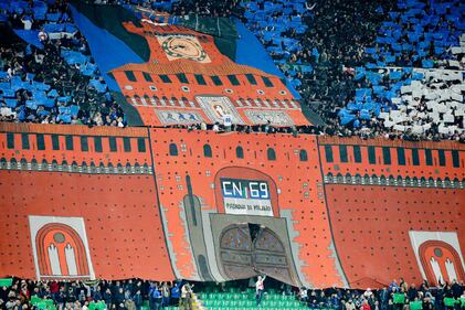 Il derby di Milano vinto dalle due curve 3