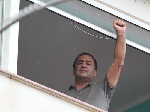 Mimmo Lucano, un nuovo “prodigio”: a Riace una voragine finanziaria da quasi 5 milioni di euro